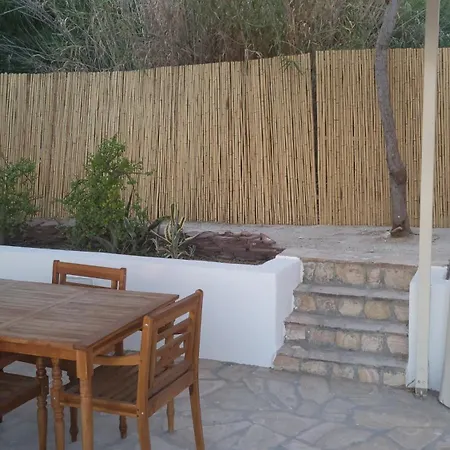 Greelax Beachfront House