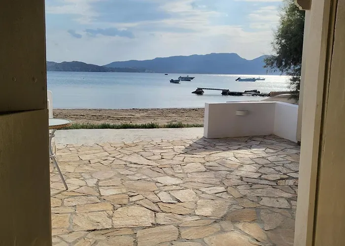 Greelax Beachfront House Zefiría